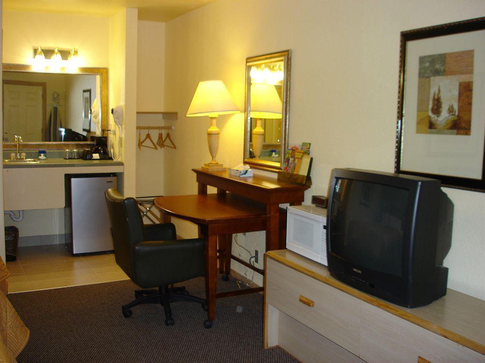 Value Inn Motel Eugene Airport ภายนอก รูปภาพ