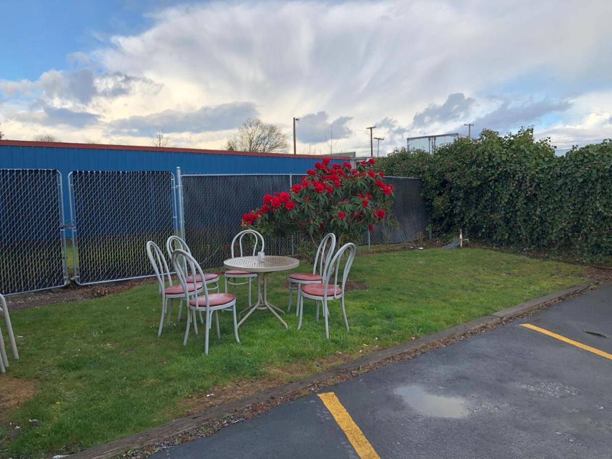 Value Inn Motel Eugene Airport ภายนอก รูปภาพ